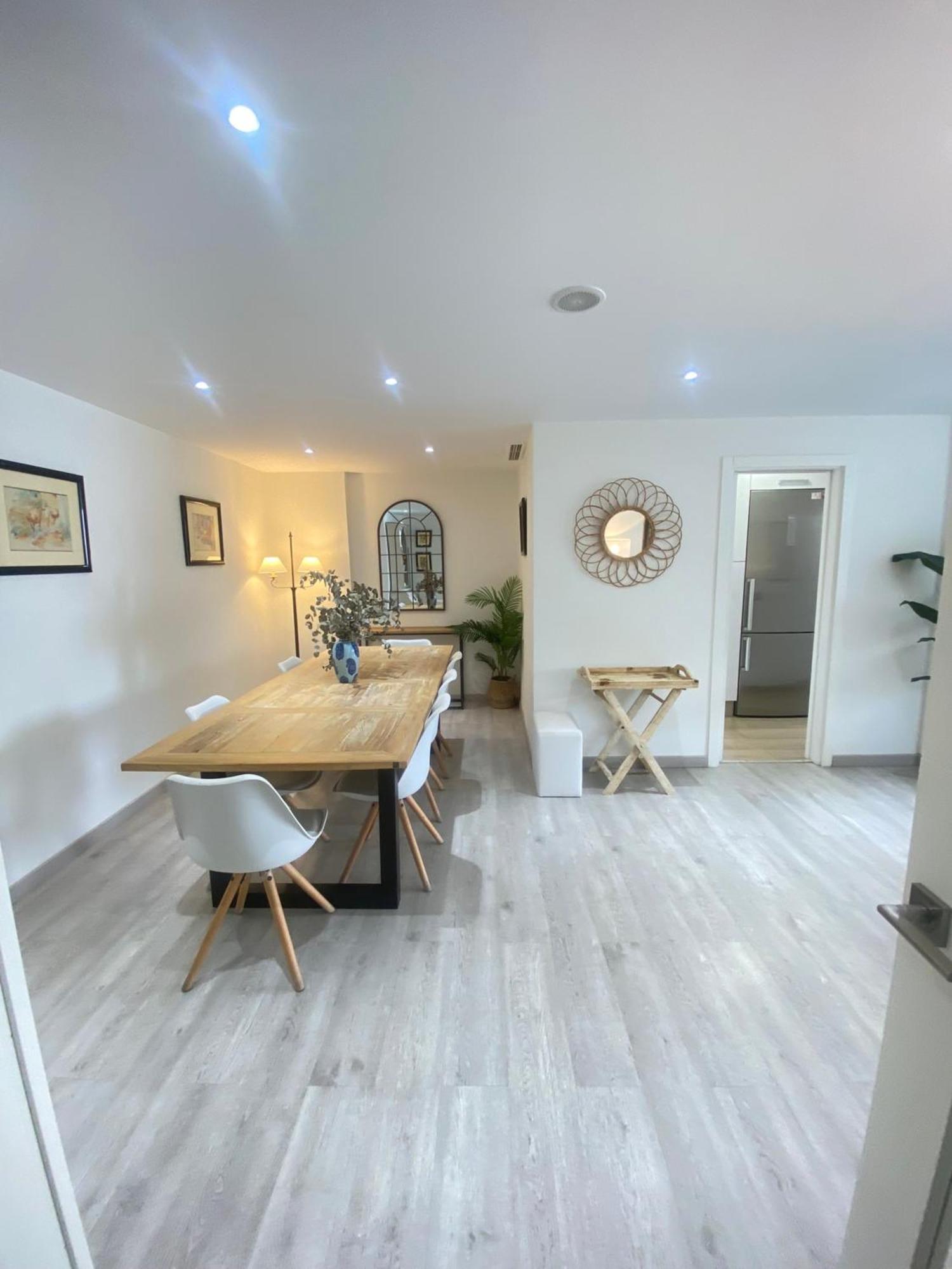 Homely Marbel Center Vistas Al Mar Apartment Marbella
