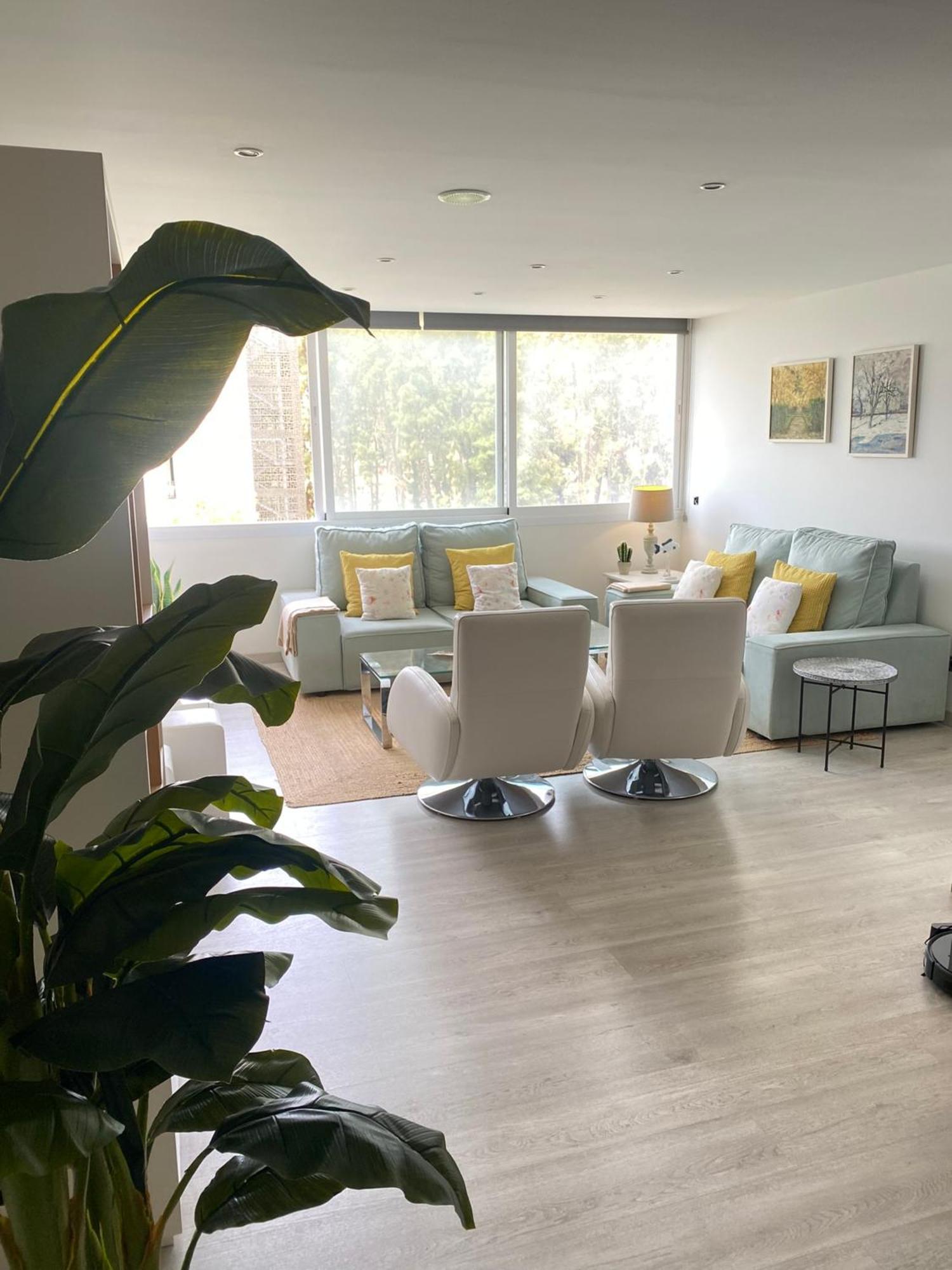 Homely Marbel Center Vistas Al Mar Apartment *